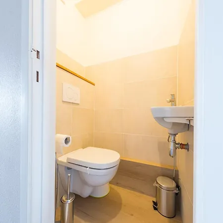 Apartment Flat In Center With Sea View, Cleaning Included