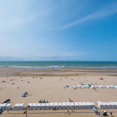Flat In Center With Sea View, Cleaning Included Apartment Middelkerke