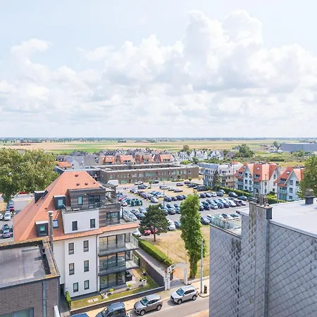 Apartment Flat In Center With Sea View, Cleaning Included *