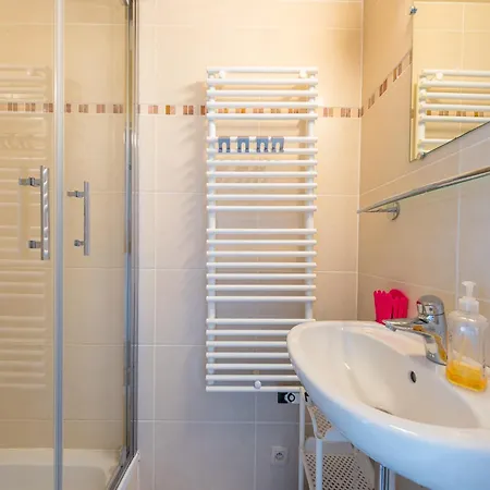 Flat In Center With Sea View, Cleaning Included *